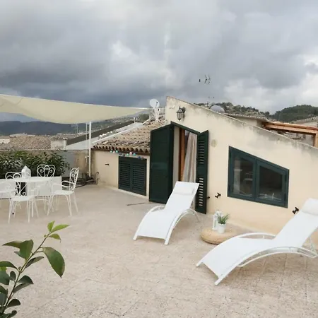 Casa Vacanze Donna Rosa Apartment *